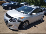 Hyundai Elantra Gt KMHD35LE2DU092607 photo