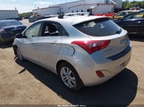 Hyundai Elantra Gt KMHD35LE2DU092607 photo