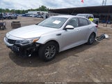 Kia Optima Lx 5XXGT4L3XKG293233 fotografie