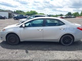 Toyota Corolla Le 5YFBURHE6HP664953 photo