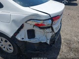 Toyota Corolla L 5YFDPRAE4LP052396 photo
