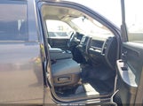 Ram  Classic Tradesman 4X4 6'4 Box 1C6RR7FG4KS661927 fotografie