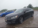 Volkswagen Passat 1.8T R-Line 1VWDT7A3XHC039731 photo
