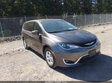 Chrysler Pacifica Hybrid Touring Plus 2C4RC1H75HR797479 fotografie