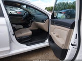 Hyundai Elantra Value Edition 5NPD84LF2HH182512 снимка
