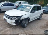 Volkswagen Tiguan 2.0T Sport WVGUV7AX0HW505774 снимка
