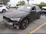 Audi E-Tron Premium Quattro WA1AAAGE3NB020211 photo