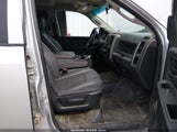 Ram  Tradesman 4X4 5'7 Box 1C6RR7KG1JS306749 fotografie