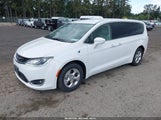 Chrysler Pacifica Hybrid Touring Plus 2C4RC1H78HR838218 fotografie