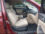 Hyundai Tucson Se KM8J3CA49GU210383 photo