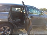 Toyota Highlander Hybrid Limited Platinum 5TDDGRFH2KS055032 fotografie