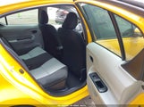 Toyota Prius C Two JTDKDTB34E1075887 снимка