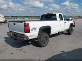 Chevrolet Silverado  Classic Work Truck 1GCHK39U47E155992 fotografie