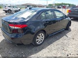 Toyota Corolla Le JTDEPRAE8LJ026439 photo