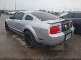 Ford Mustang V6 Deluxe/V6 Premium 1ZVFT80N275260048 photo