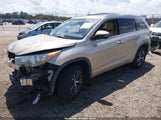 Toyota Highlander Xle V6 5TDKKRFH9GS152726 снимка