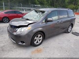 Toyota Sienna Le 8 Passenger 5TDKZ3DC1HS877254 fotografie