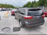Toyota Sienna Le 8 Passenger 5TDKZ3DC1HS877254 fotografie