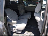 Toyota Sienna Le 8 Passenger 5TDKZ3DC1HS877254 fotografie