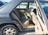 Mercedes-Benz E 320 Base/320 Special WDBEA32E8SC205241 fotografie