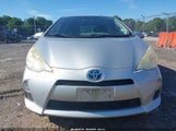 Toyota Prius C Three JTDKDTB3XE1060777 снимка