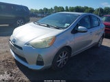 Toyota Prius C Three JTDKDTB3XE1060777 снимка
