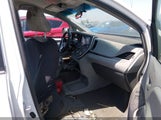 Toyota Sienna L 7 Passenger 5TDZK3DC3GS757375 снимка