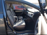 Toyota Corolla Le Plus 2T1BURHE1FC348468 fotografie