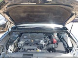 Toyota Camry Le 4T1B11HK2JU588104 photo