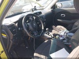 Kia Soul KNDJN2A21F7760455 fotografie