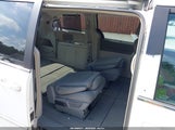 Chrysler Town & Country Touring 2A8HR54109R609061 снимка