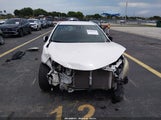 Toyota Corolla Se 5YFBURHE1JP784388 photo
