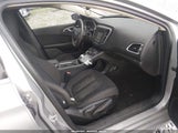 Chrysler 200 Limited 1C3CCCAB1FN577447 снимка