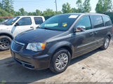 Chrysler Town & Country Touring-L 2C4RC1CG3FR589833 fotografie