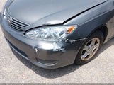 Toyota Camry Std 4T1BE32KX6U727413 снимка