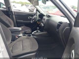 Kia Soul KNDJN2A23G7841880 fotografie