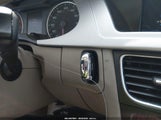 Audi A4 2.0T Premium WAUFFAFL7BN051949 fotografie