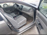 Toyota Camry Le 4T1BE32KX5U552885 снимка