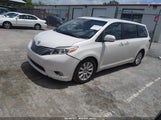 Toyota Sienna Limited Premium 7 Passenger 5TDYK3DC8FS570692 fotografie