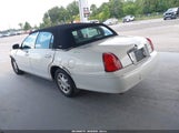 Lincoln Town Car Signature 1LNHM82W1YY787721 снимка