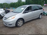 Toyota Sienna Le 5TDZK23C77S018084 снимка