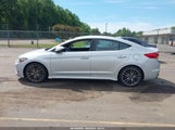 Hyundai Elantra Sport KMHD04LB7HU363577 fotografie