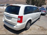 Chrysler Town & Country Touring 2C4RC1BG5CR320424 fotografie