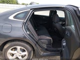 Chevrolet Malibu 1Ls 1G1ZB5ST4JF211814 fotografie