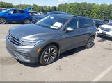 Volkswagen Tiguan 2.0T S 3VVRB7AX9PM052595 fotografie
