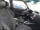 Kia Soul KNDJN2A22G7390926 fotografie