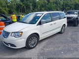 Chrysler Town & Country Touring-L 2C4RC1CG1DR737538 fotografie