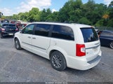Chrysler Town & Country Touring-L 2C4RC1CG1DR737538 fotografie