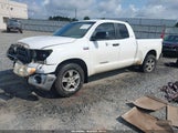 Toyota Tundra Grade 5.7L V8 5TFRY5F12BX103525 photo