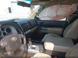 Toyota Tundra Grade 5.7L V8 5TFRY5F12BX103525 photo